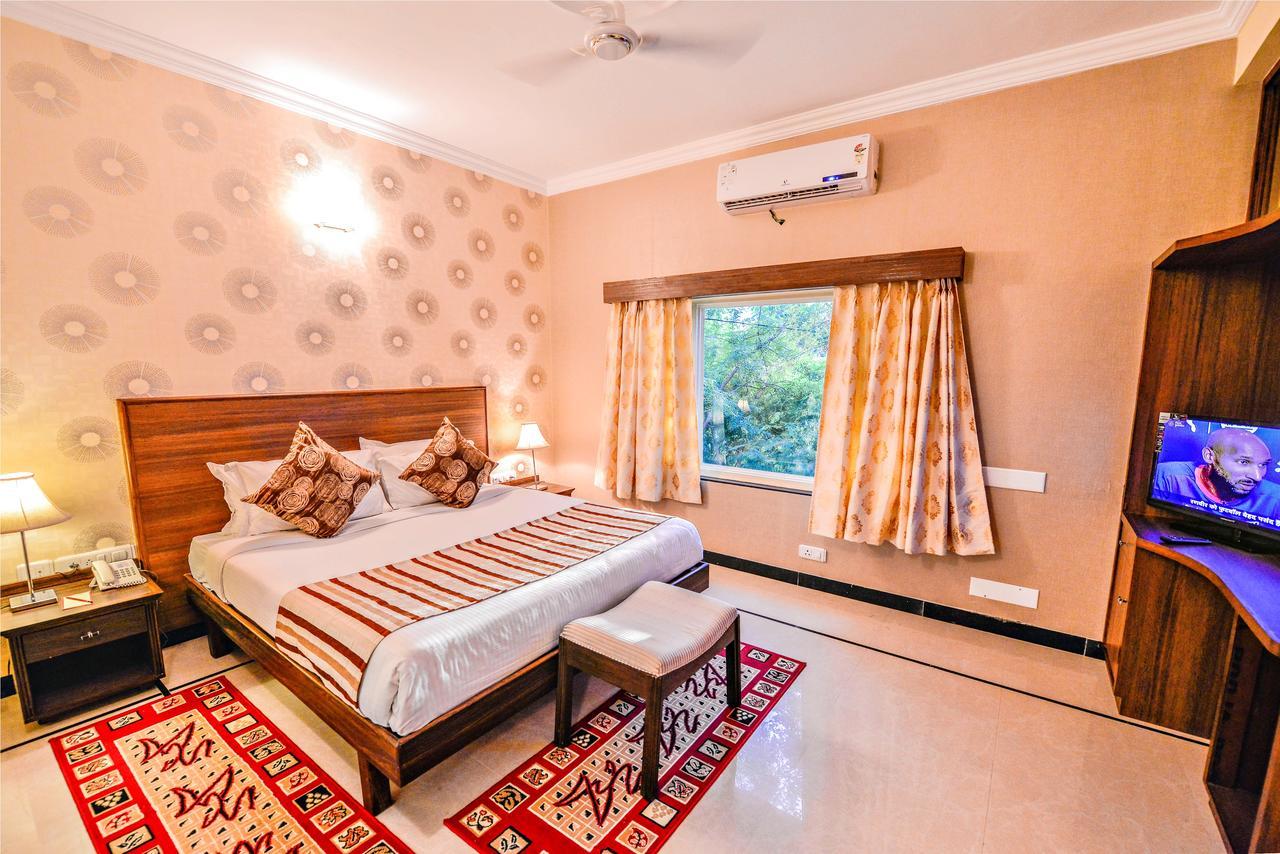 Amantra Shilpi Resort & Spa Удайпур Экстерьер фото